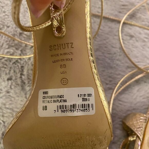 Shcutz Vikki golden heeled sandals, size 8 - Picture 13 of 14
